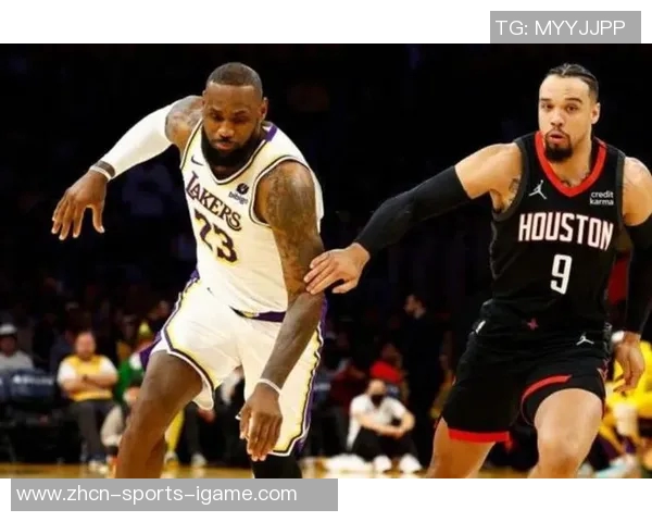 湖人队与热火队激战正酣NBA总决赛精彩对决引发球迷热议